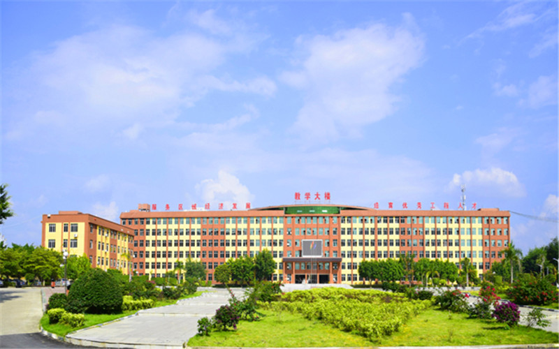 广西工程职业学院校园环境