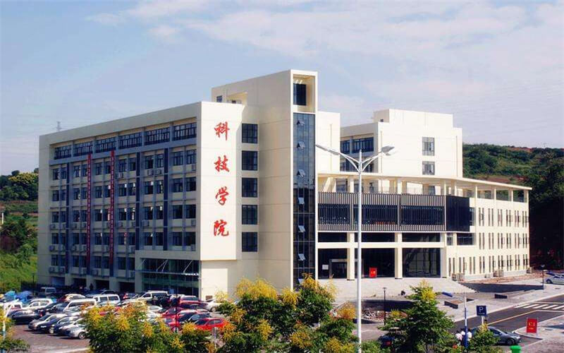 三峡大学科技学院校园环境