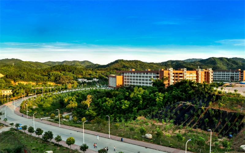 广东理工职业学院校园实景