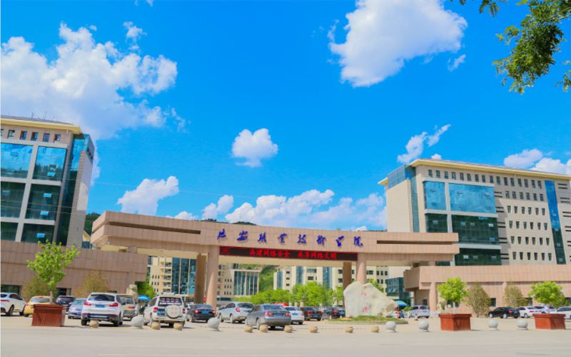 煤炭清洁利用技术专业相关院校校园环境