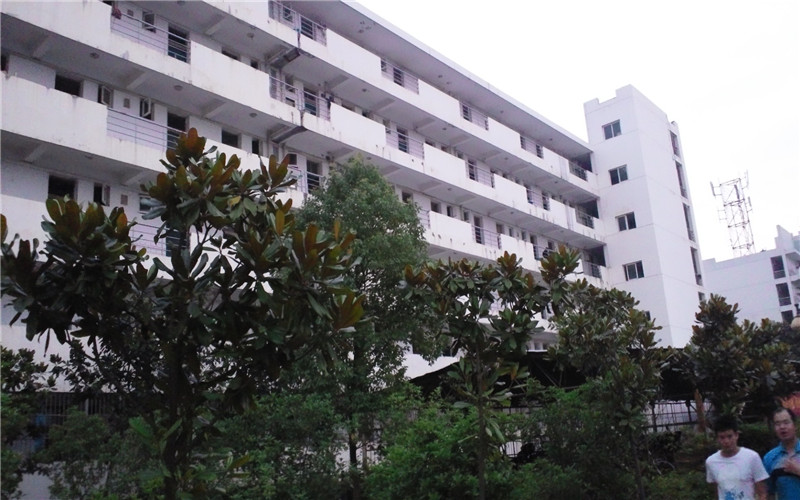 马鞍山师范高等专科学校校园实景