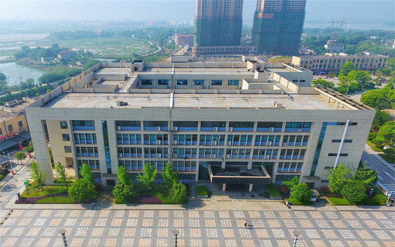 湖南外贸职业学院校园实景