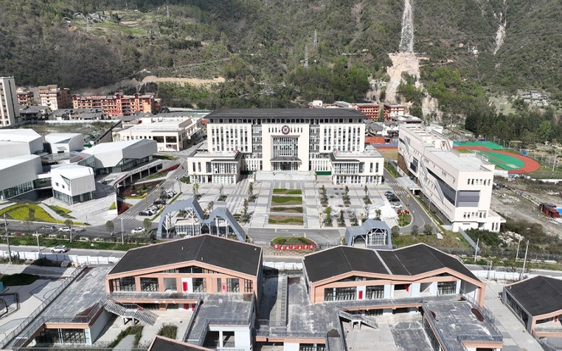 甘孜职业学院校园环境