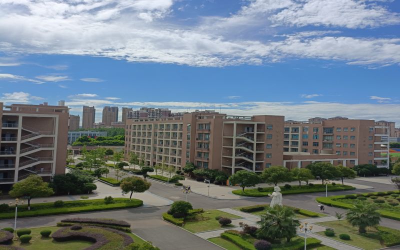 南昌医学院校园实景
