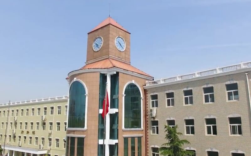 石家庄工商职业学院校园实景