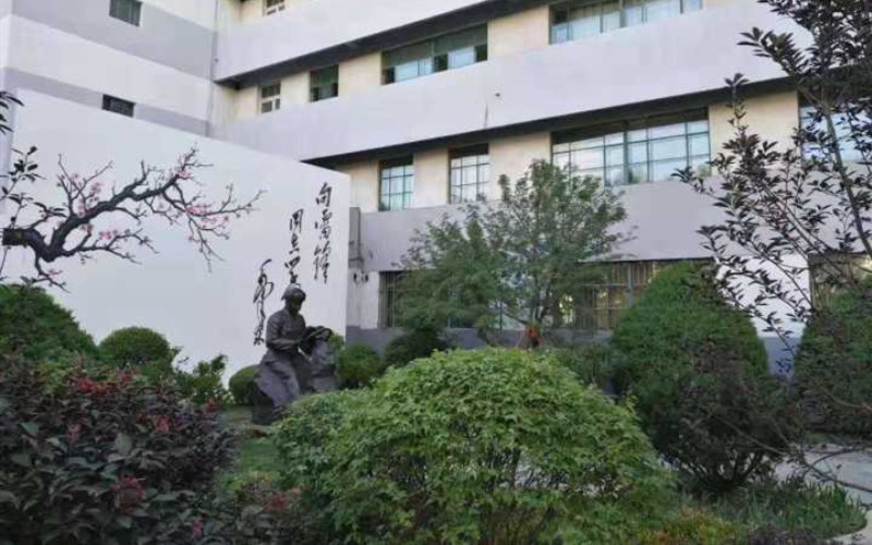 辽宁生态工程职业学院校园实景