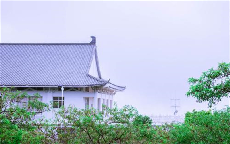 大理大学校园实景