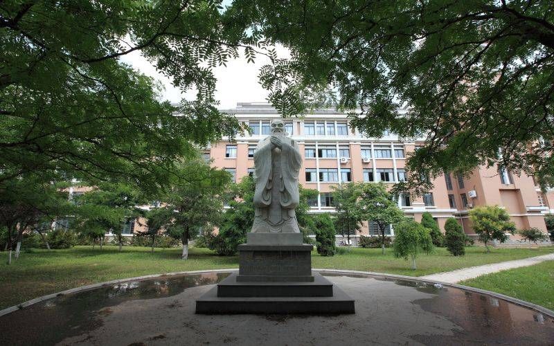 辽宁理工学院校园实景