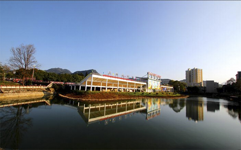 贵州开设计算机网络技术的大学相关院校校园环境