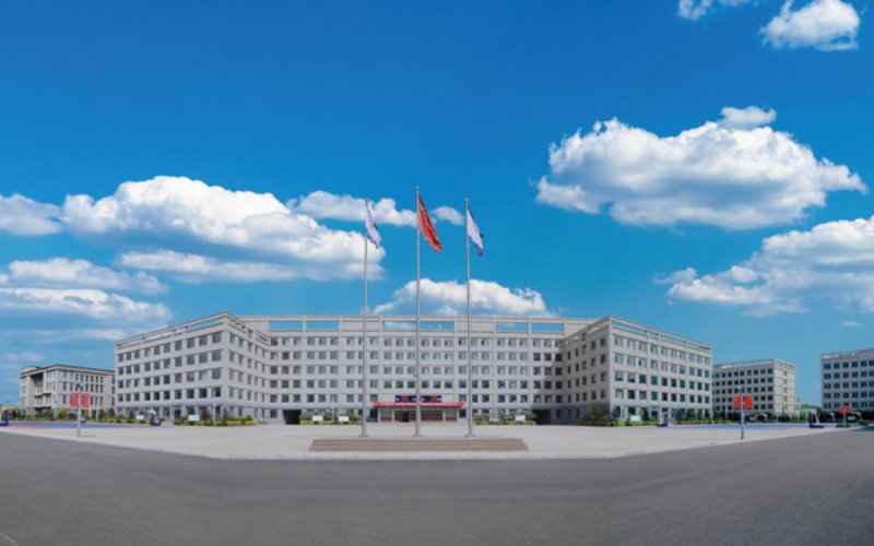哈尔滨商贸职业学院校园实景