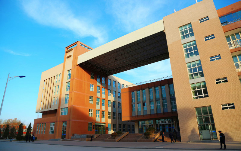 银川能源学院校园实景