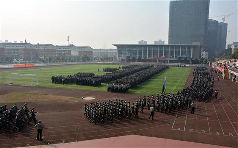 重庆青年职业技术学院校园实景