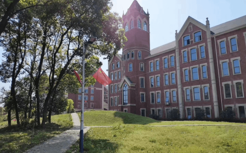湖南电子科技职业学院校园实景