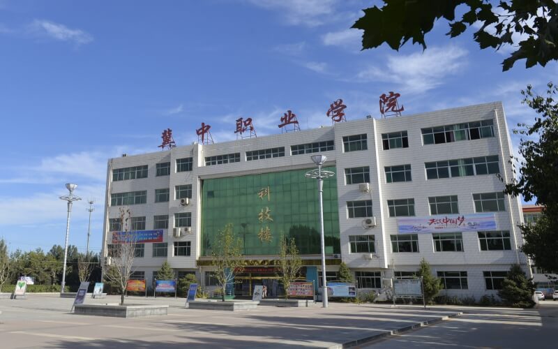 冀中职业学院校园环境