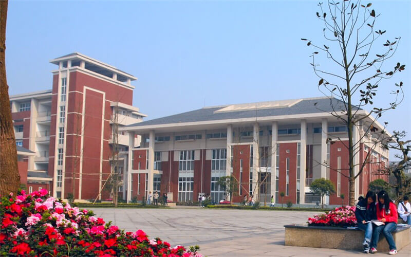 重庆医科大学校园实景