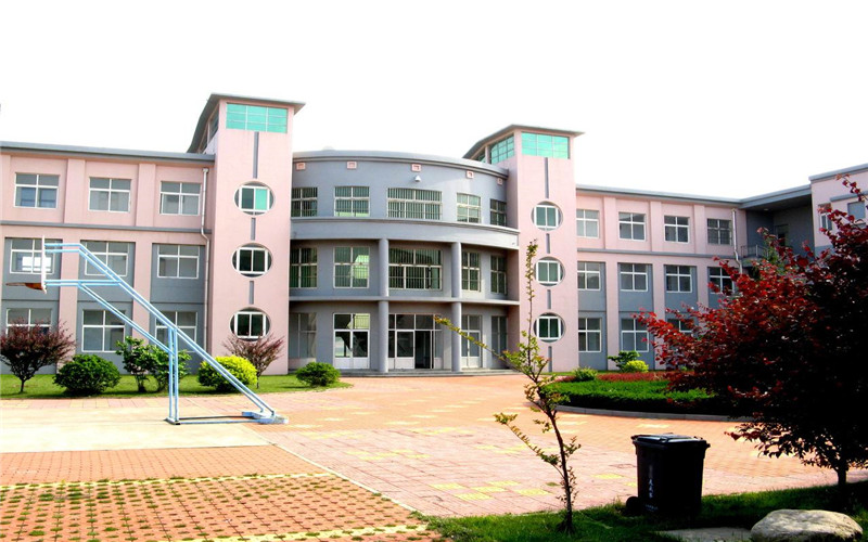 青岛求实职业技术学院校园实景