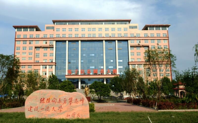 郑州电子信息职业技术学院校园环境