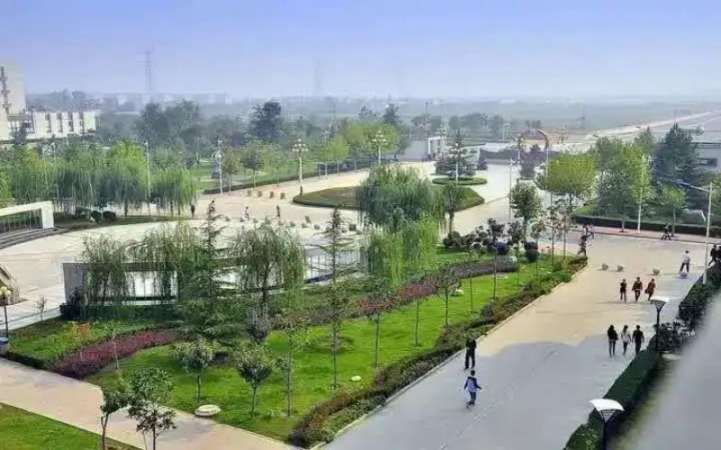 西安交通大学城市学院校园实景