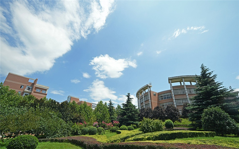 武警工程大学校园实景
