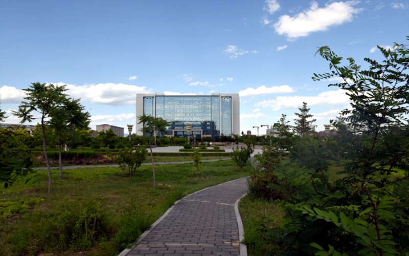 内蒙古财经大学校园实景