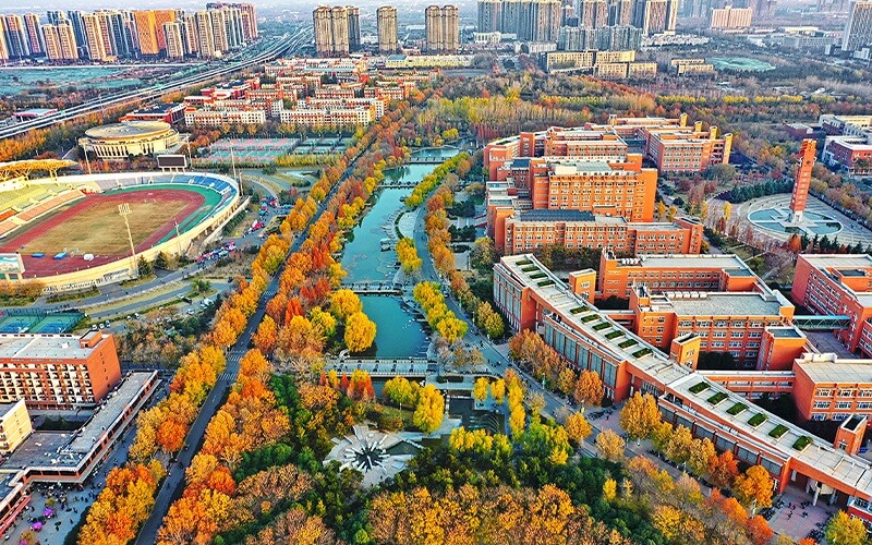 2026年郑州大学在湖南录取位次相关院校校园环境
