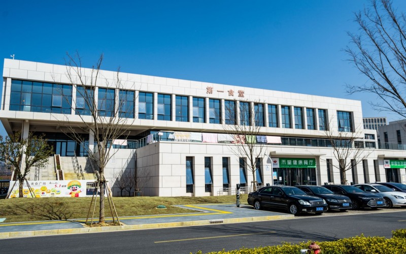 南昌健康职业技术学院校园实景