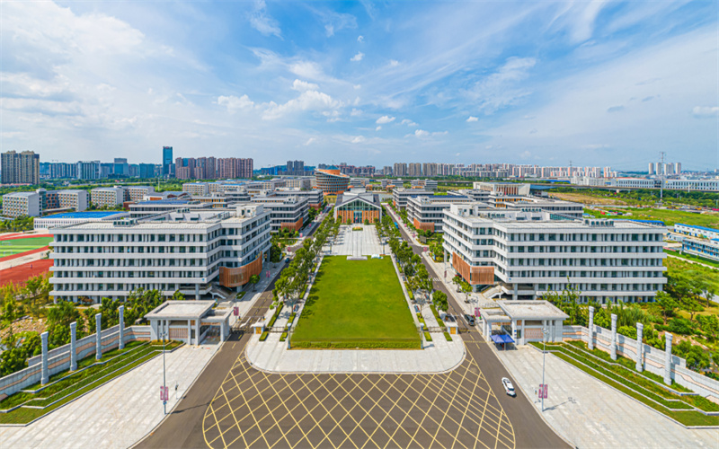 行政管理高中选科怎么选相关院校校园环境