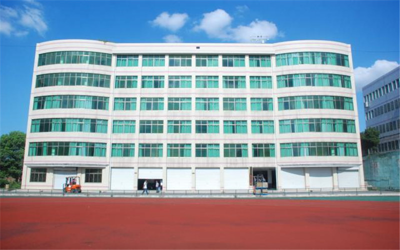 湖南现代物流职业技术学院校园实景