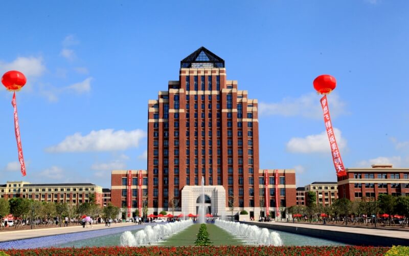 2026年南通理工学院在河北录取分数线及位次相关院校校园环境