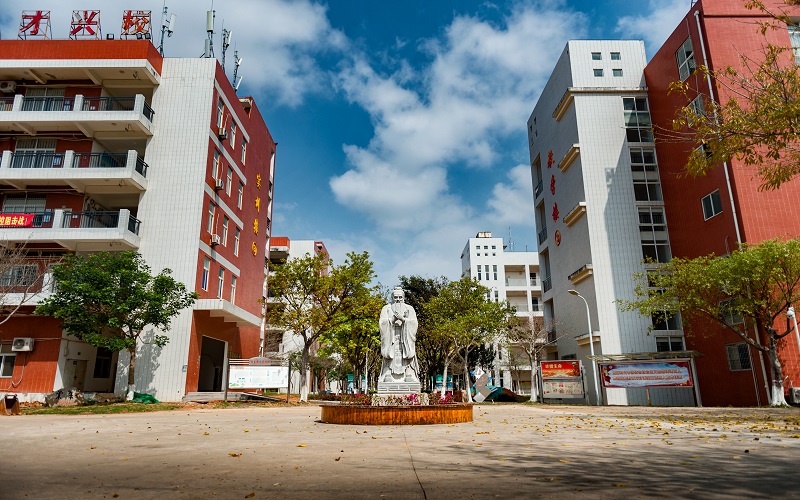 厦门海洋职业技术学院校园实景