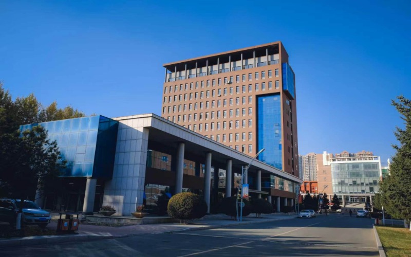 长春医学高等专科学校校园实景