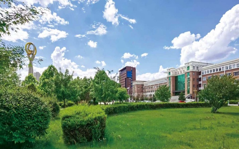 长春医学高等专科学校校园实景