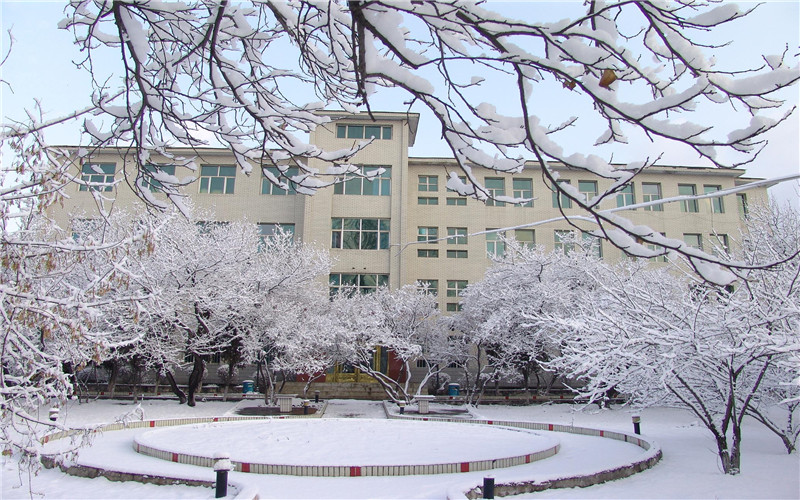 牡丹江医科大学校园实景