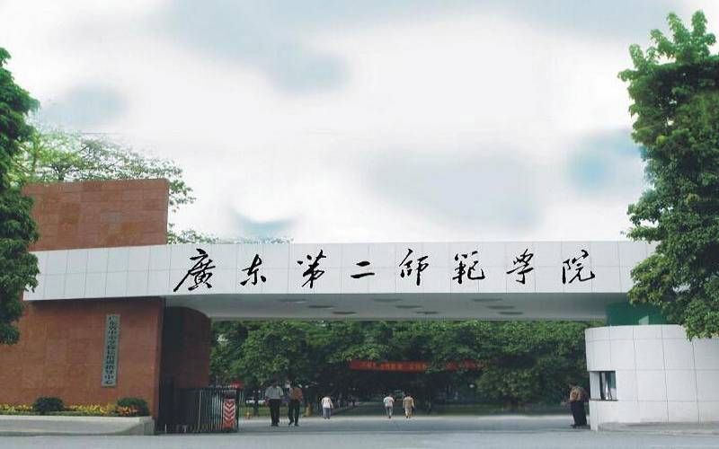 菲律宾语高中选科怎么选相关院校校园环境