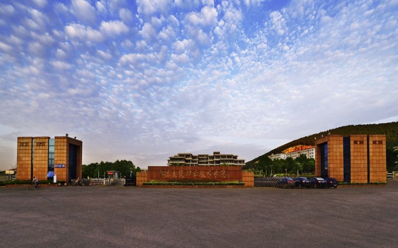 建设工程管理专业相关院校校园环境