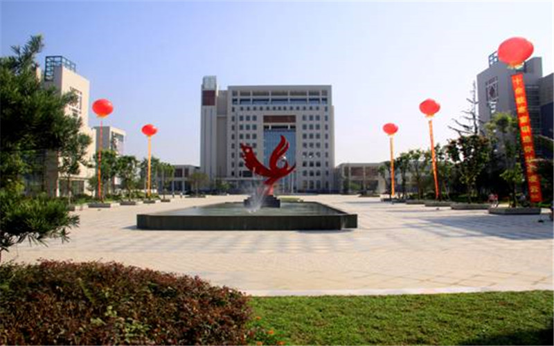 四川工商职业技术学院校园实景