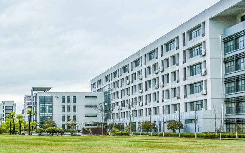 浙江商业职业技术学院校园实景