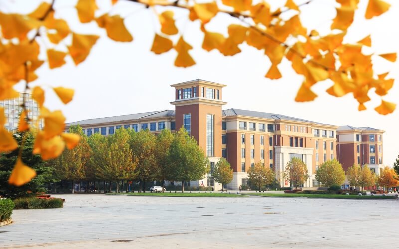 燕京理工学院校园实景