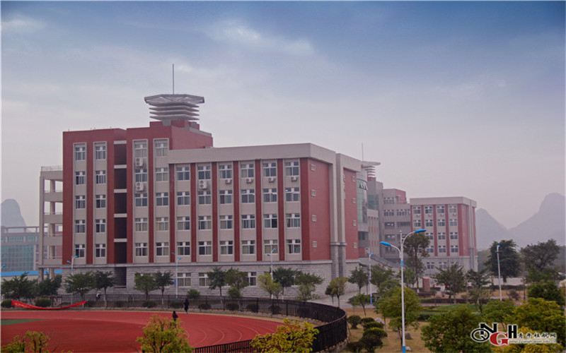 桂林航天工业学院校园实景