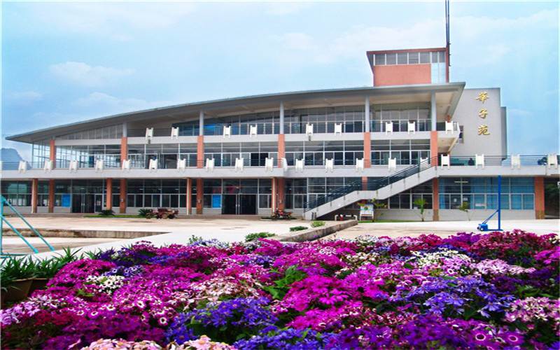 桂林航天工业学院校园实景