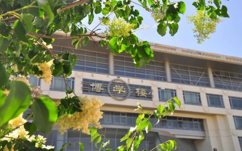 内蒙古农业大学校园实景