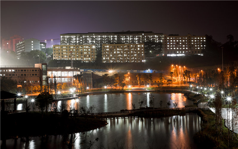 重庆财经职业学院校园实景