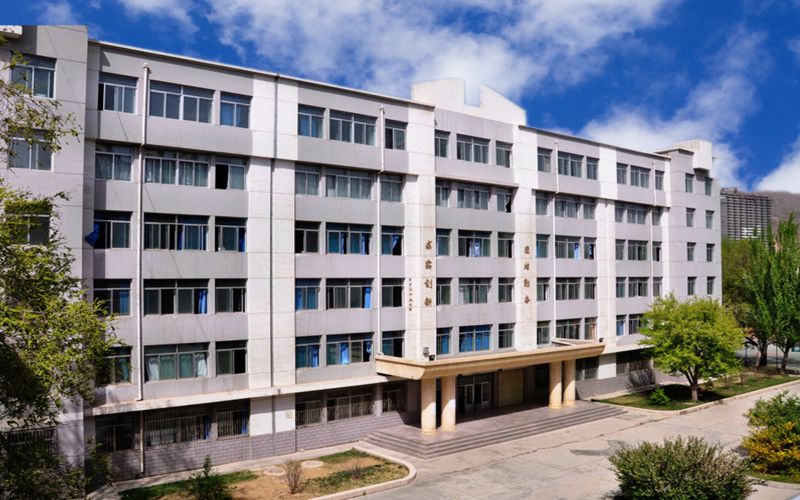 青海卫生职业技术学院在宁夏的招生计划相关院校校园环境
