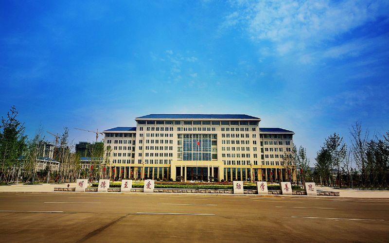 2026年商丘医学高等专科学校在山西录取分数线及相关院校校园环境