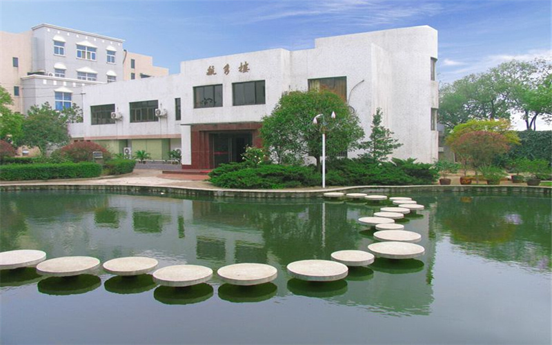 保险职业学院校园实景