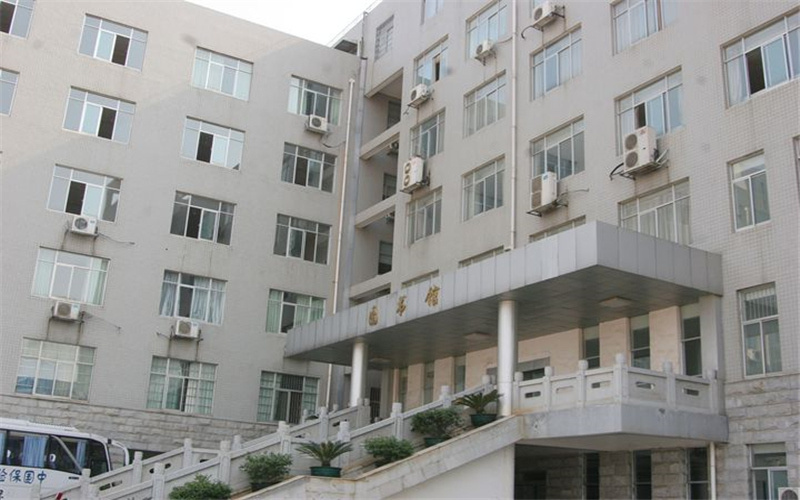 保险职业学院校园实景
