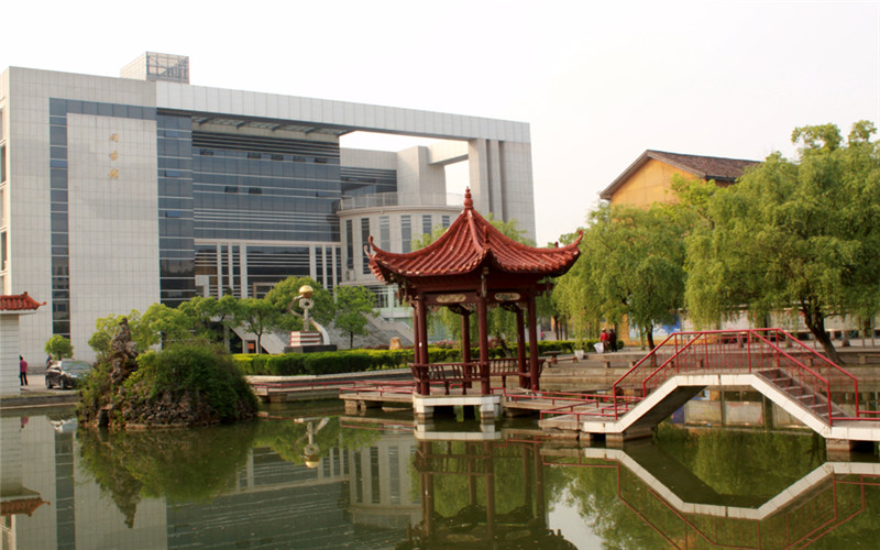 湖南国防工业职业技术学院校园实景