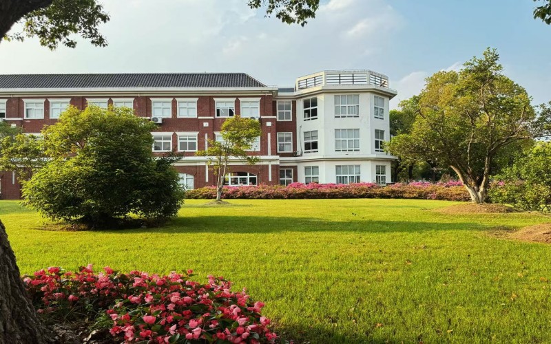 上海立达学院校园实景