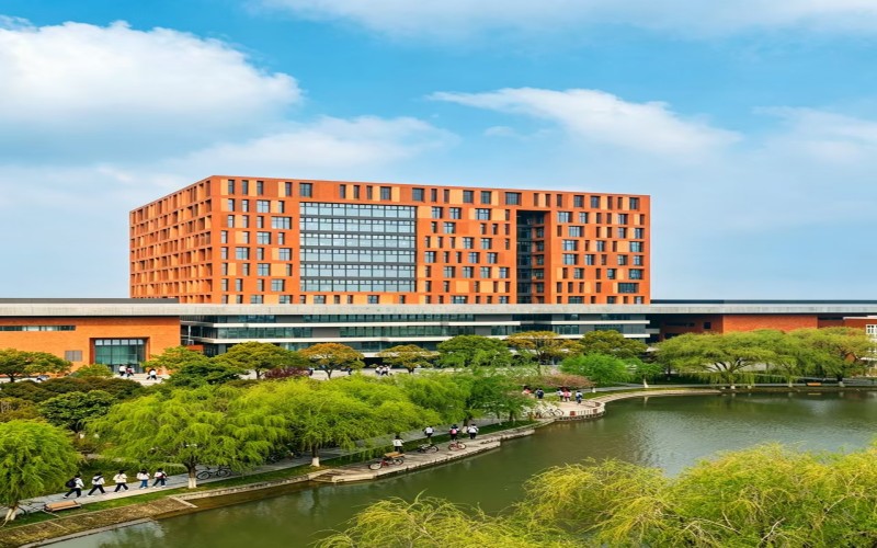上海立达学院校园实景