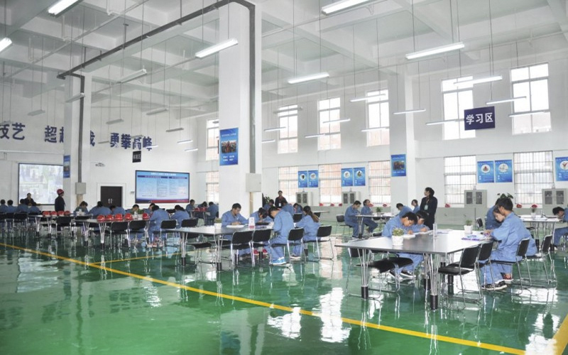贵州工业职业技术大学校园实景